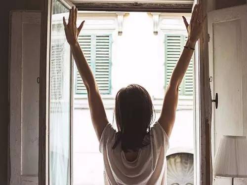 媽媽再也不用擔(dān)心室內(nèi)異味啦，甲醛治理so easy！