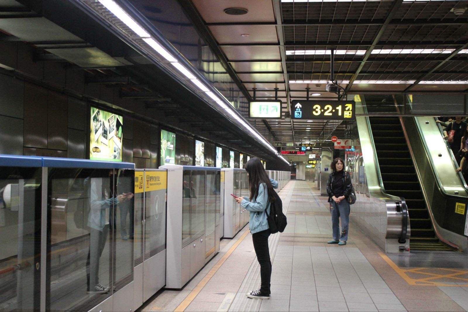 地鐵公交等公共場合空氣污染突出，市民盼望杭州室內(nèi)空氣檢測機(jī)構(gòu)進(jìn)行檢測