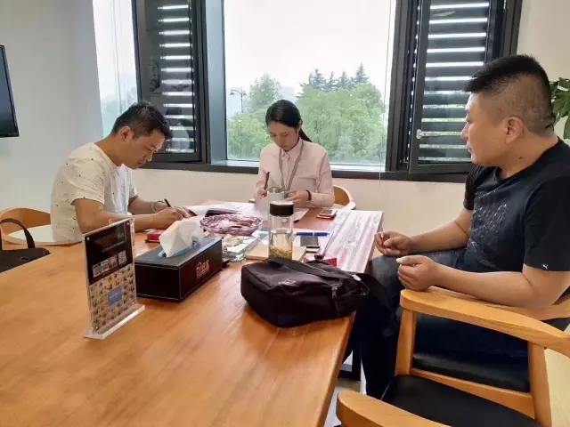 熱烈祝賀泰州姜堰李總、王總簽約創(chuàng)綠家！