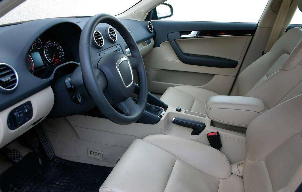 未經(jīng)過甲醛治理的新車，老人兒童不宜乘坐