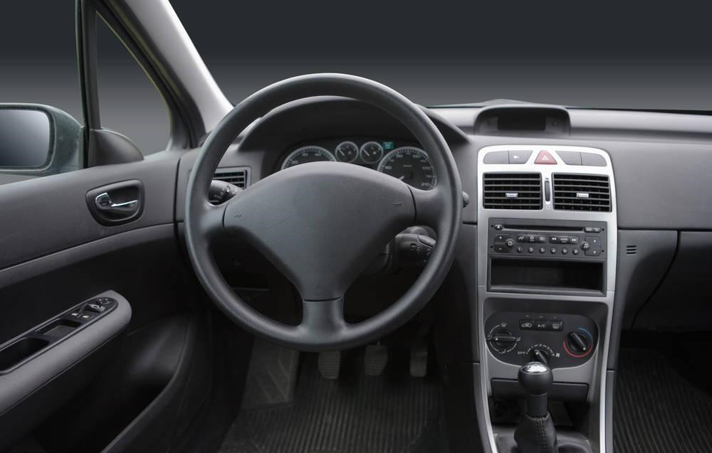 新車(chē)甲醛需謹(jǐn)慎 烈日當(dāng)空，甲醛治理迫在眉睫