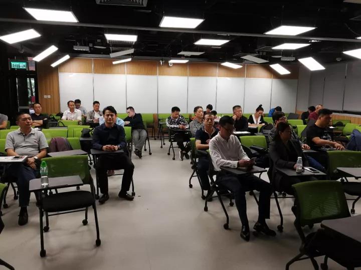 中港室內(nèi)環(huán)境凈化行業(yè)學(xué)術(shù)研討會暨中國室內(nèi)環(huán)境凈化治理專業(yè)委員會香港分會成立一周年紀(jì)念會議圓滿結(jié)束！