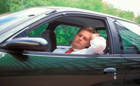 暈車的原因是什么？也許是需要甲醛治理了