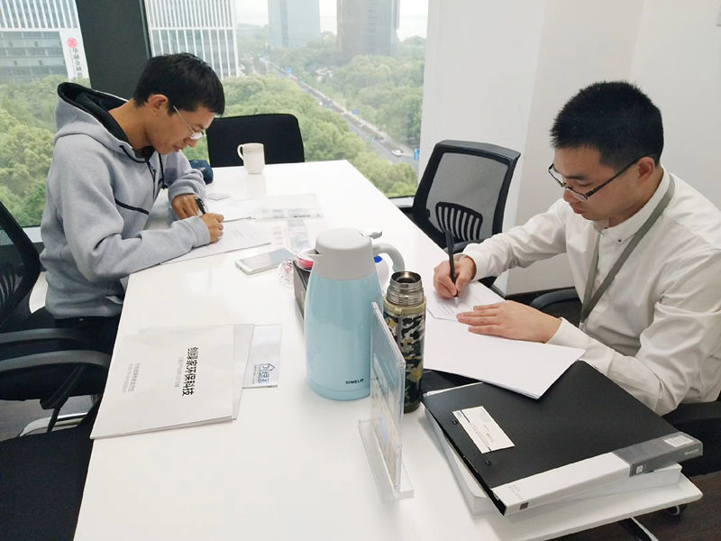 熱烈祝賀曹總簽約創(chuàng)綠家渭南市區(qū)級(jí)代理！