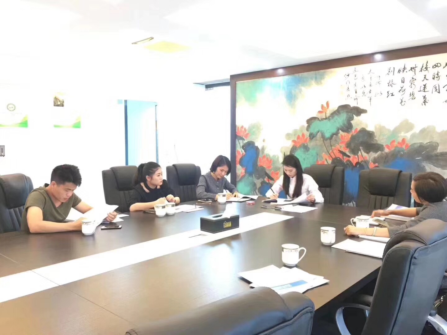 熱烈祝賀譚總團(tuán)隊(duì)簽約創(chuàng)綠家深圳市區(qū)級(jí)代理！