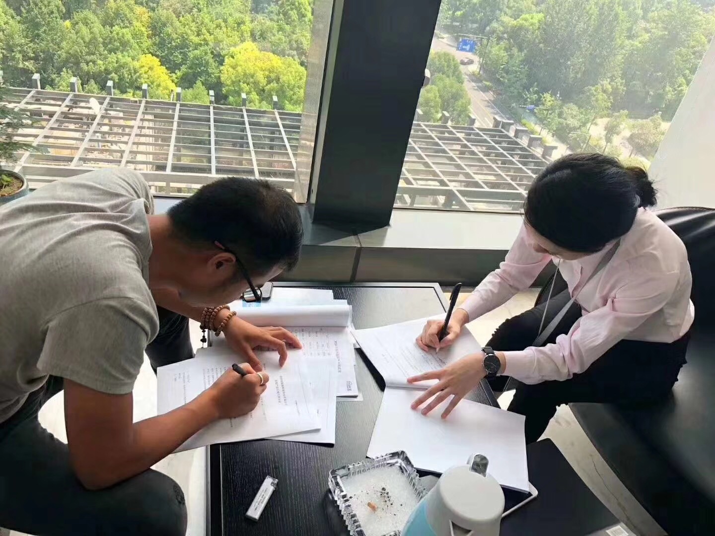 熱烈祝賀楊總簽約創(chuàng)綠家黔東南苗族侗族自治州縣級(jí)代理！