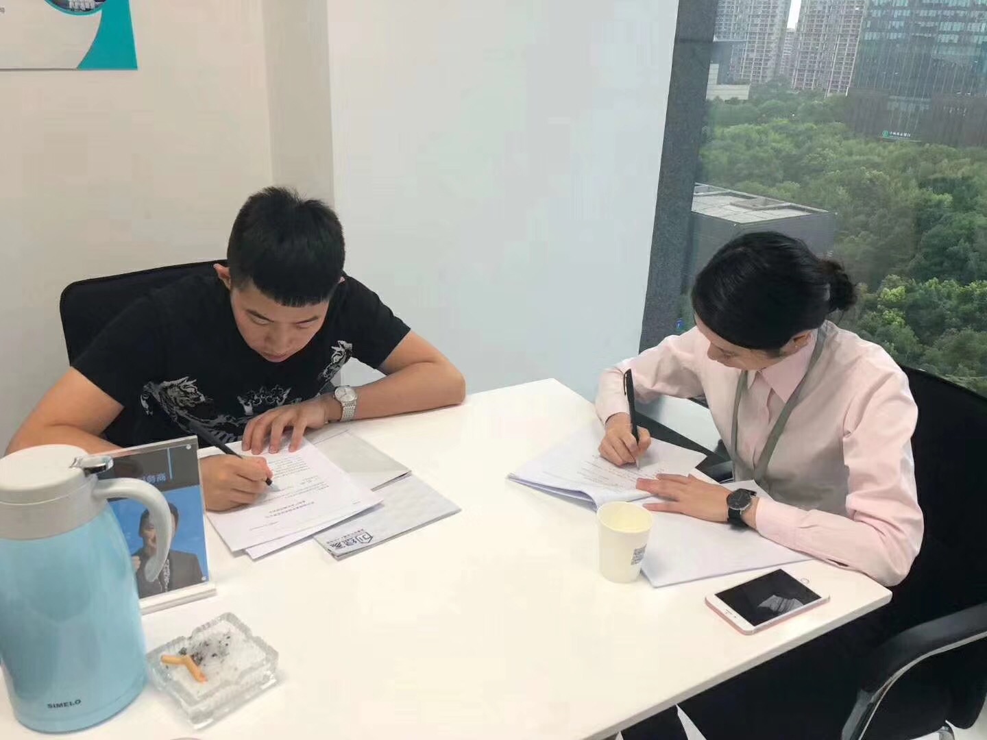 熱烈祝賀陳總簽約創(chuàng)綠家徐州市區(qū)級代理！