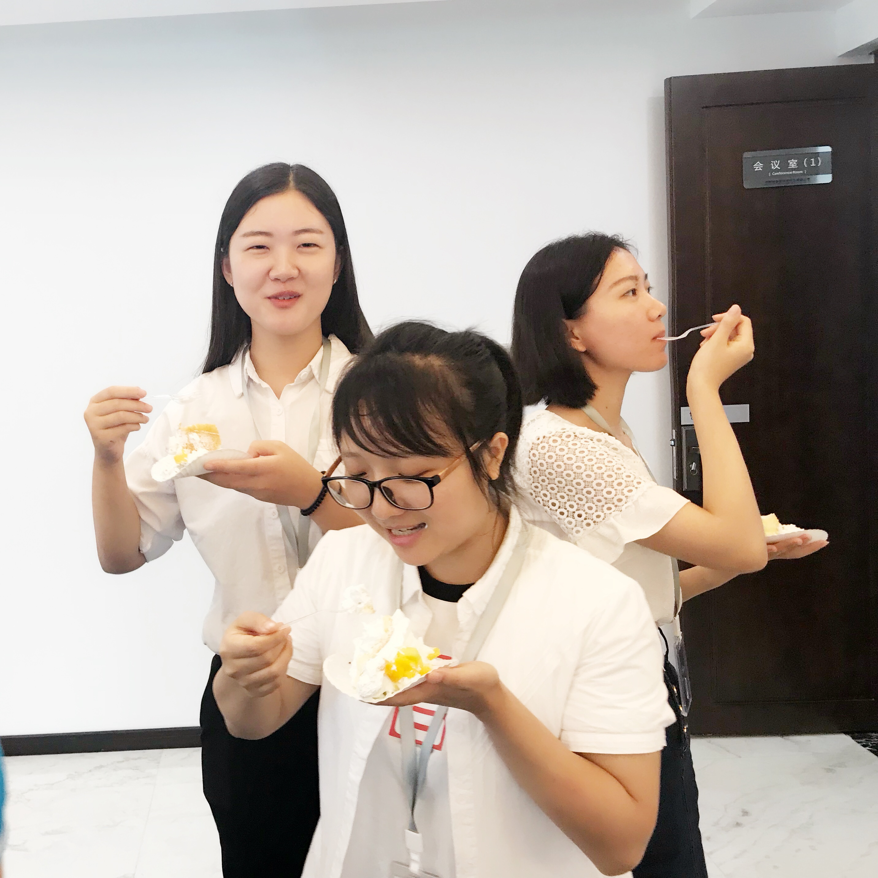 【7月生日會(huì)】喂——請(qǐng)問(wèn)你是在網(wǎng)紅公司上班嗎？