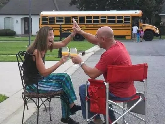 開學(xué)倒計時，學(xué)校除甲醛讓熊孩子們元氣滿滿迎接新學(xué)期！