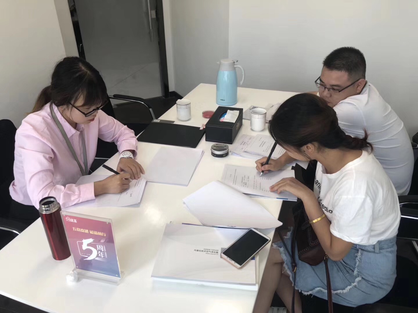 熱烈祝賀范總、顏總簽約創(chuàng)綠家永州市縣級代理！