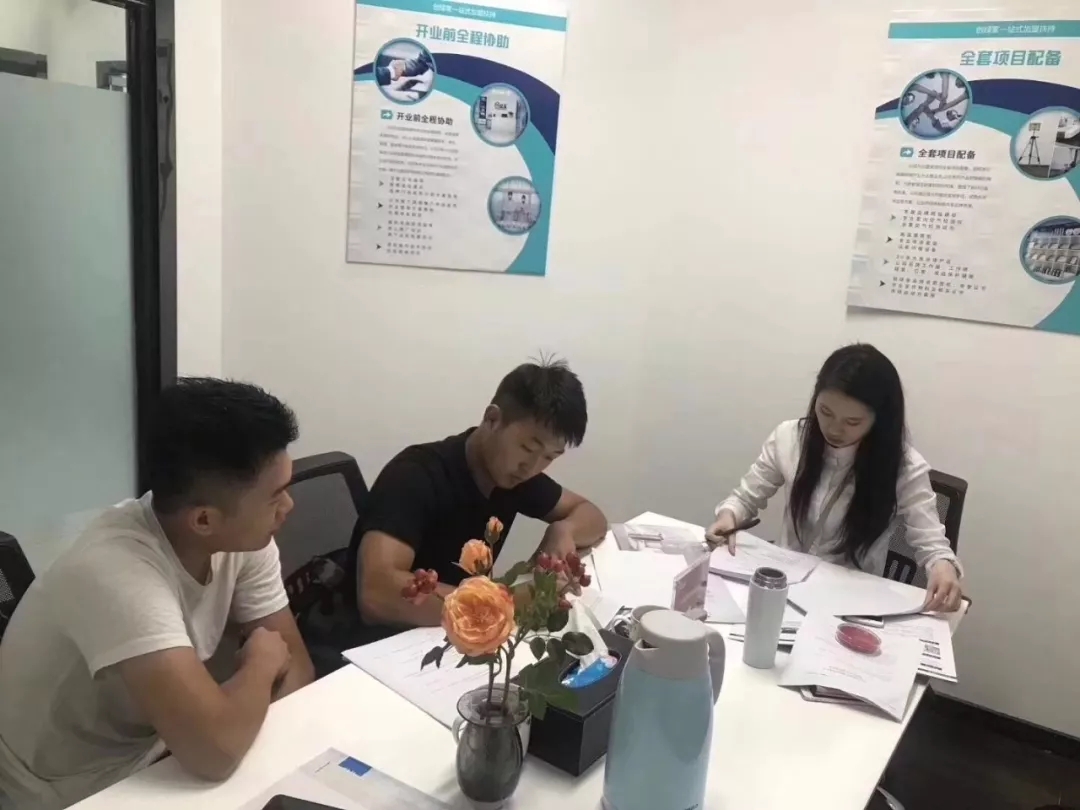 熱烈祝賀徐總簽約創(chuàng)綠家寧波市區(qū)級代理！