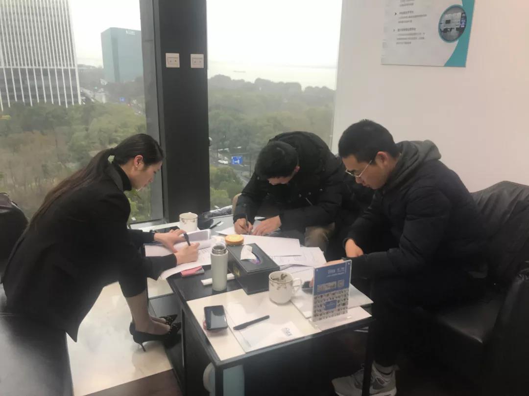 熱烈祝賀曾總、代總簽約創(chuàng)綠家四川省德陽市區(qū)級代理！