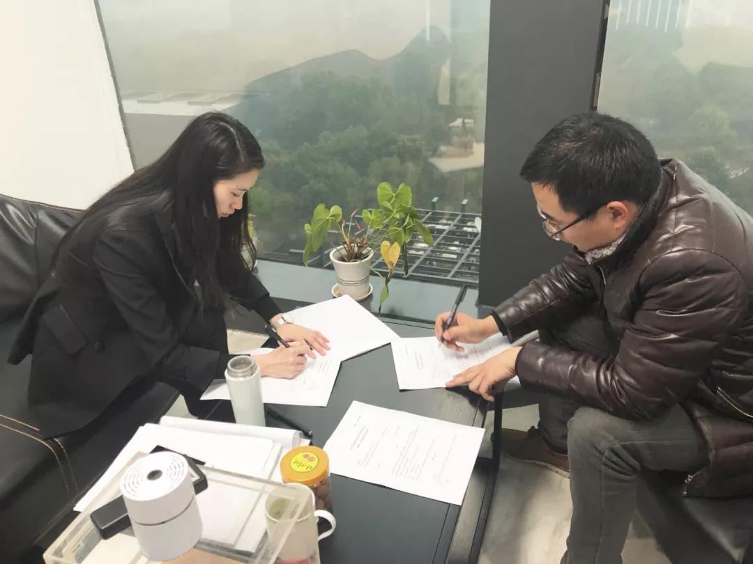 熱烈祝賀王總簽約創(chuàng)綠家浙江省寧波市區(qū)級(jí)代理！