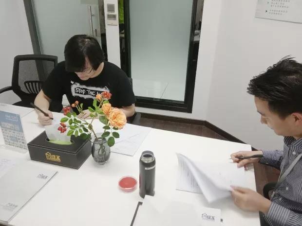 熱烈祝賀羅總簽約創(chuàng)綠家江蘇省南京市區(qū)級(jí)代理！