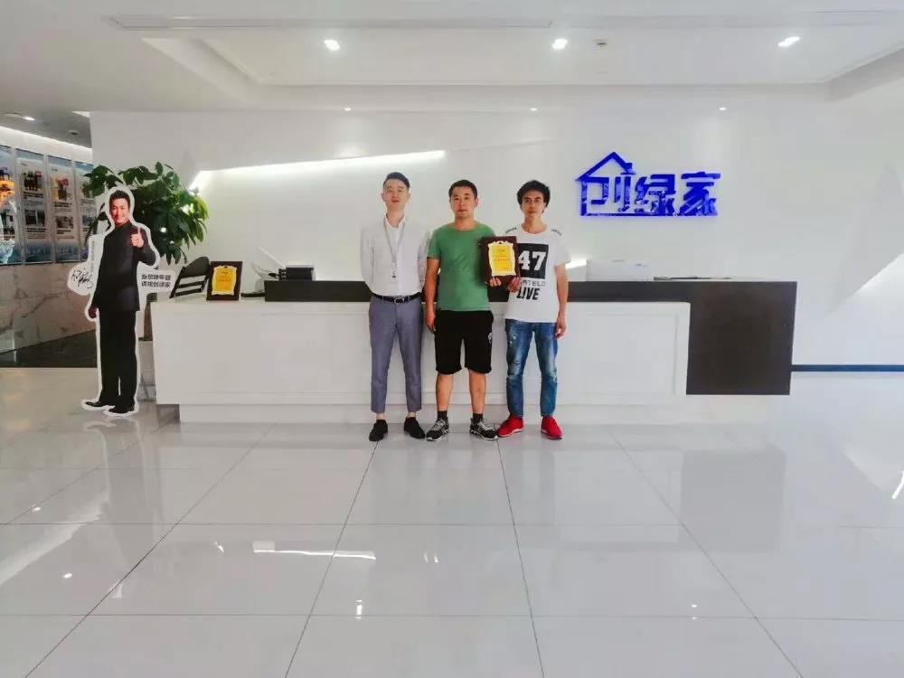 熱烈祝賀王總簽約創(chuàng)綠家上海市區(qū)級代理！