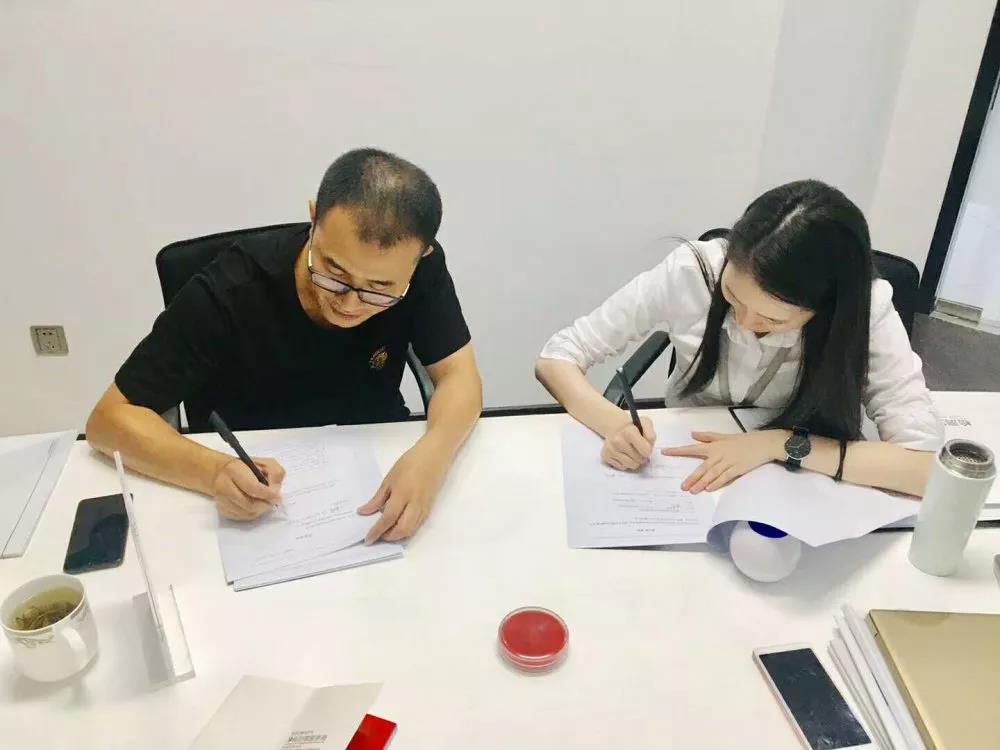 熱烈祝賀袁總簽約創(chuàng)綠家四川省涼山彝族自治州區(qū)級代理！