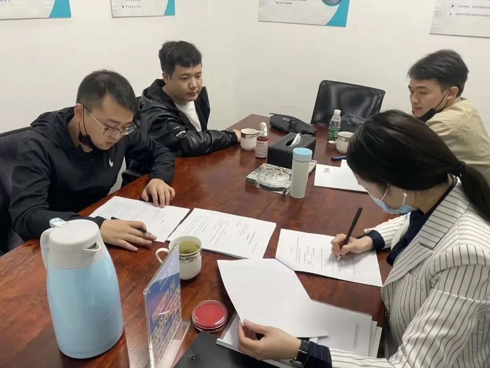 熱烈祝賀譚總石總簽約創(chuàng)綠家湖北省恩施州縣級代理！