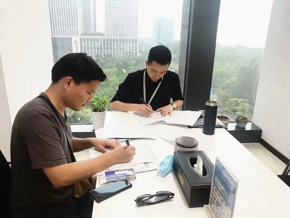 熱烈祝賀閔總簽約創(chuàng)綠家安徽省合肥市區(qū)級(jí)代理！