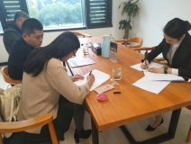 熱烈祝賀陳總一行簽約創(chuàng)綠家無錫市區(qū)級代理！