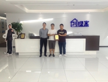 熱烈祝賀徐總團隊簽約創(chuàng)綠家上饒市區(qū)級代理！